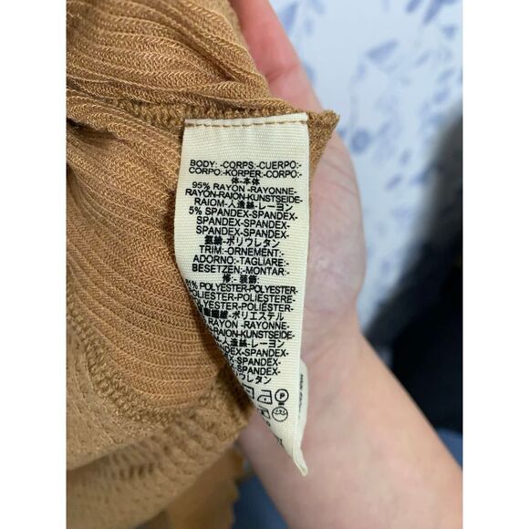 We The Free V Neck Thermal NWT Size XS - Picture 6 of 6